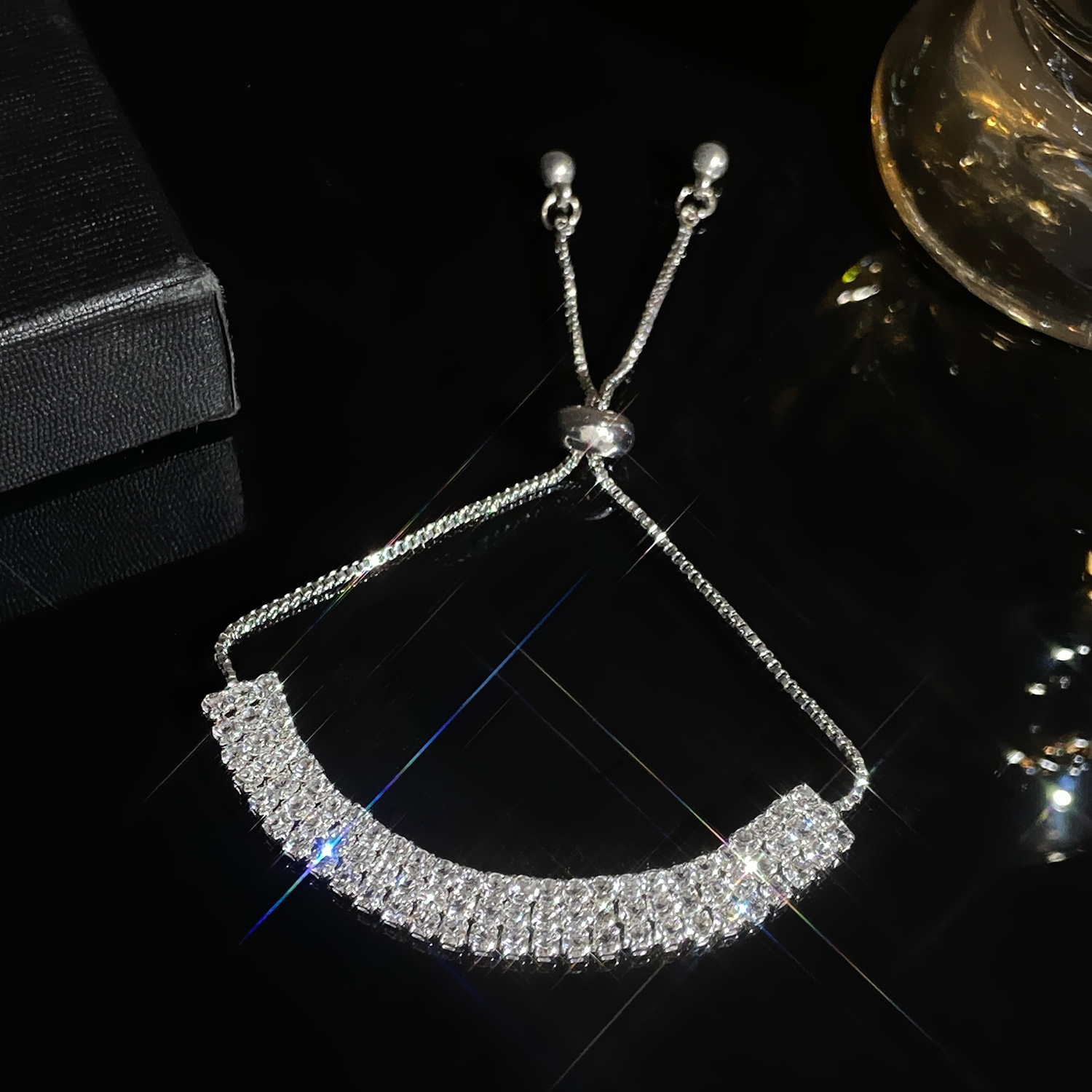กำไลข้อมือคริสตัล 3 แถว ประดับ - Women'S Accessories Trends 2026 บทวิจารณ์และราคา