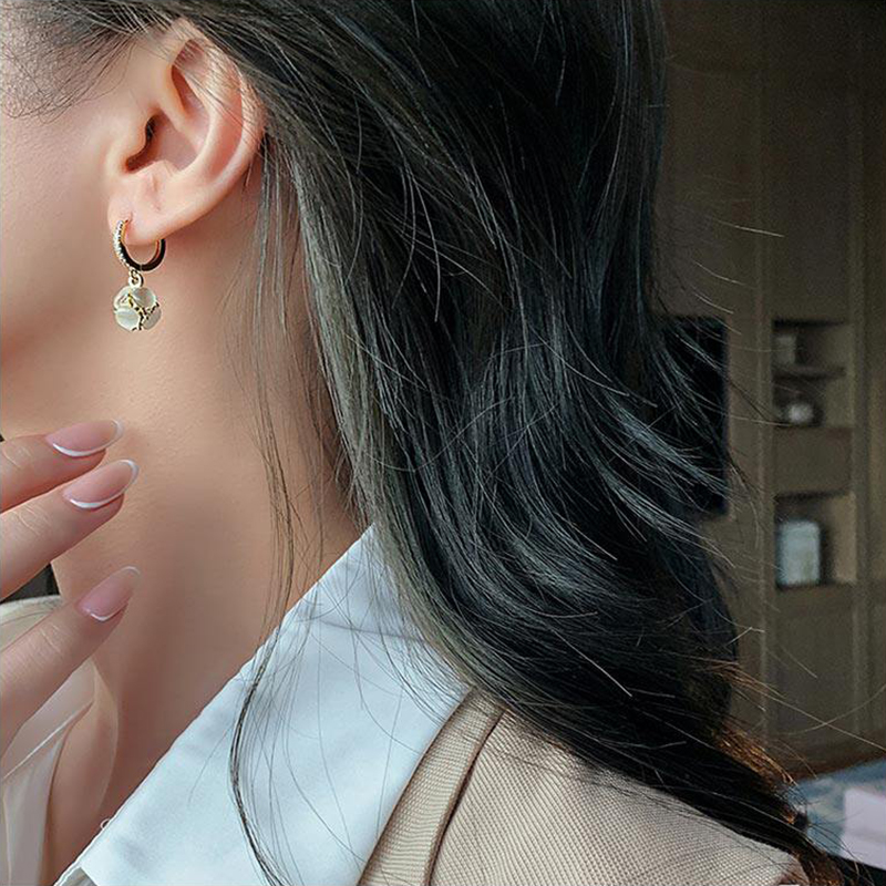 ต่างหูห้อยทรงกลมประดับหินตาแมว - Women'S Accessories Trends 2026 บทวิจารณ์และราคา