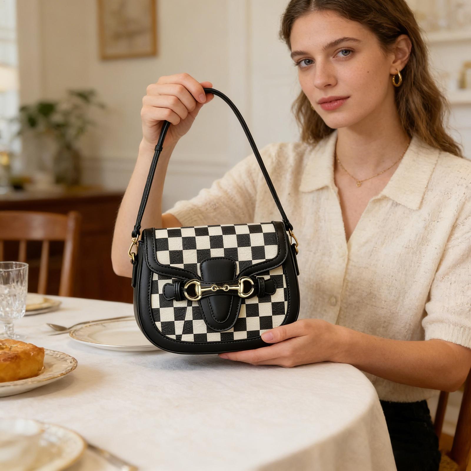 ตัวเชื่อมต่อแบบ D-Ring Snaffle - Women'S Accessories Purse บทวิจารณ์และราคา